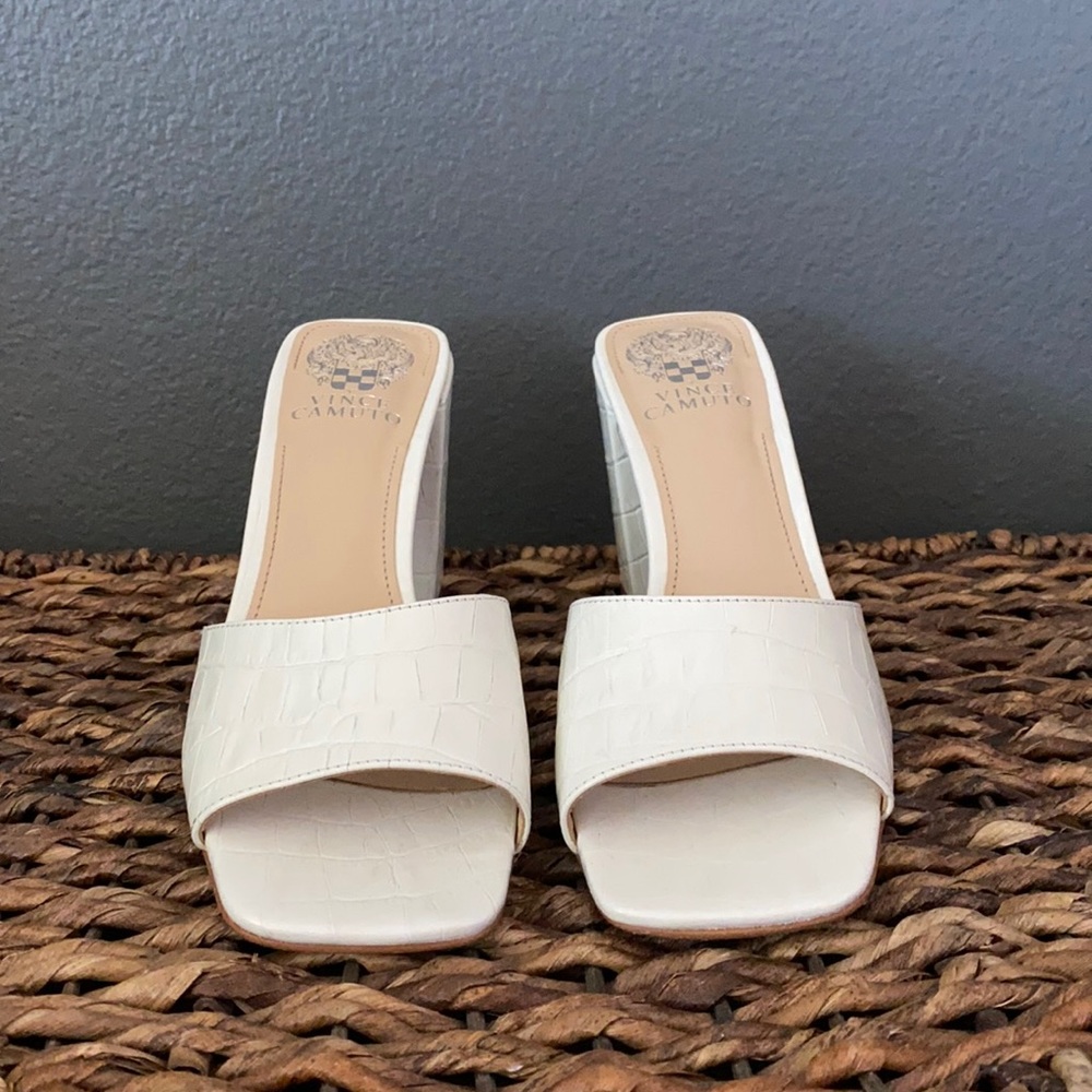 Vince Camuto White Sandals with Heel